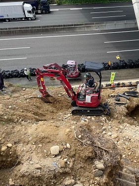 LINE_ALBUM_新東名　大成ロテック_250822_3-2